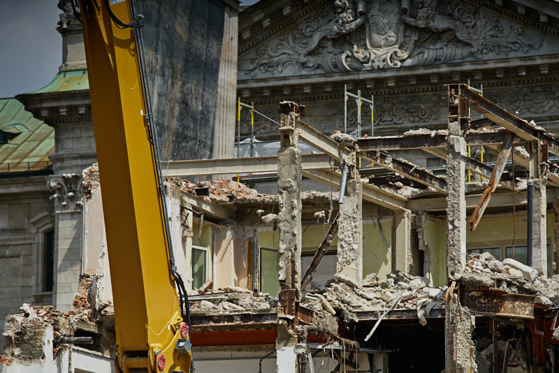 16.07.2019 - Abriss-und-Neubau-des-Hotel-Königshof-in-München