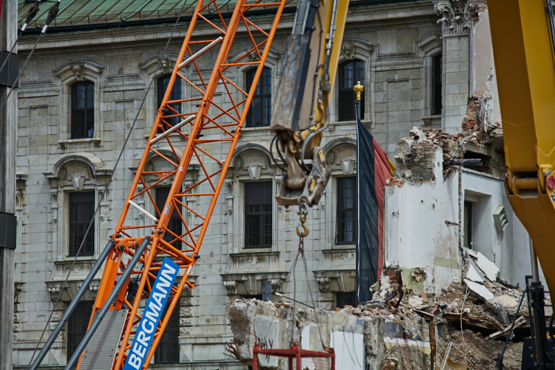 16.07.2019 - Abriss-und-Neubau-des-Hotel-Königshof-in-München