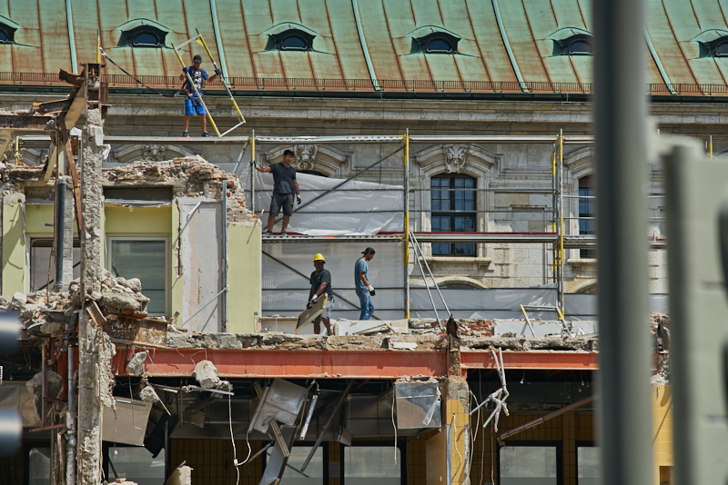16.07.2019 - Abriss-und-Neubau-des-Hotel-Königshof-in-München