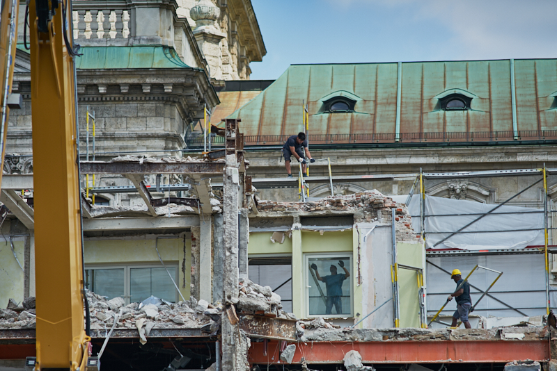 16.07.2019 - Abriss-und-Neubau-des-Hotel-Königshof-in-München