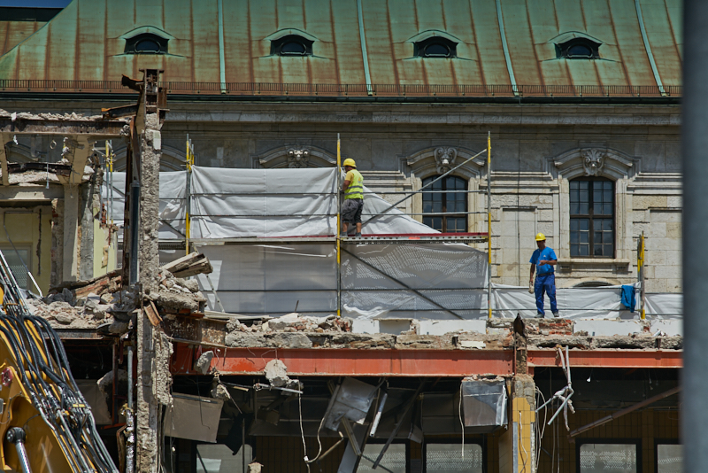 16.07.2019 - Abriss-und-Neubau-des-Hotel-Königshof-in-München