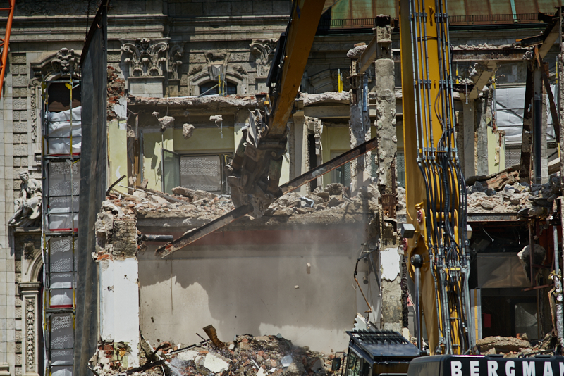 16.07.2019 - Abriss-und-Neubau-des-Hotel-Königshof-in-München