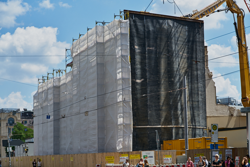 16.07.2019 - Abriss-und-Neubau-des-Hotel-Königshof-in-München