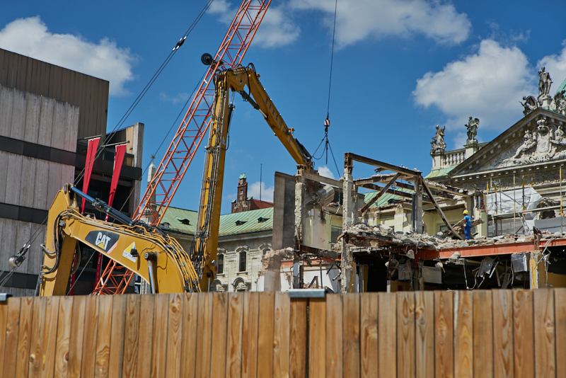 16.07.2019 - Abriss-und-Neubau-des-Hotel-Königshof-in-München