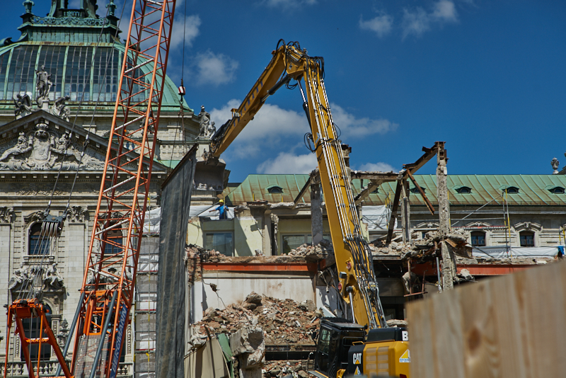 16.07.2019 - Abriss-und-Neubau-des-Hotel-Königshof-in-München