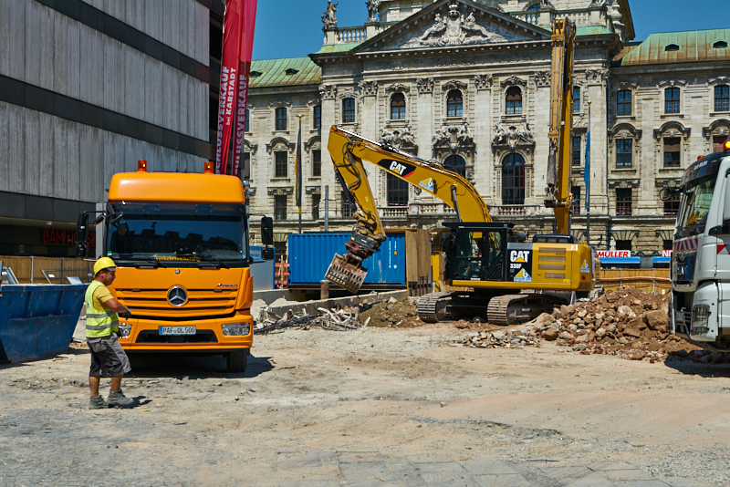 24.07.2019 - Aufräumungsarbeiten am Königshof München