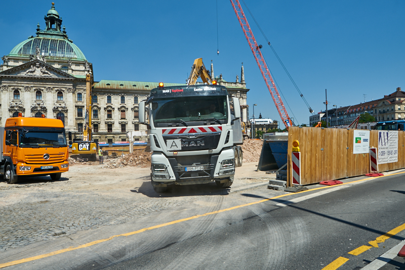 24.07.2019 - Aufräumungsarbeiten am Königshof München