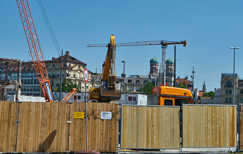 24.07.2019 - Aufräumungsarbeiten am Königshof München