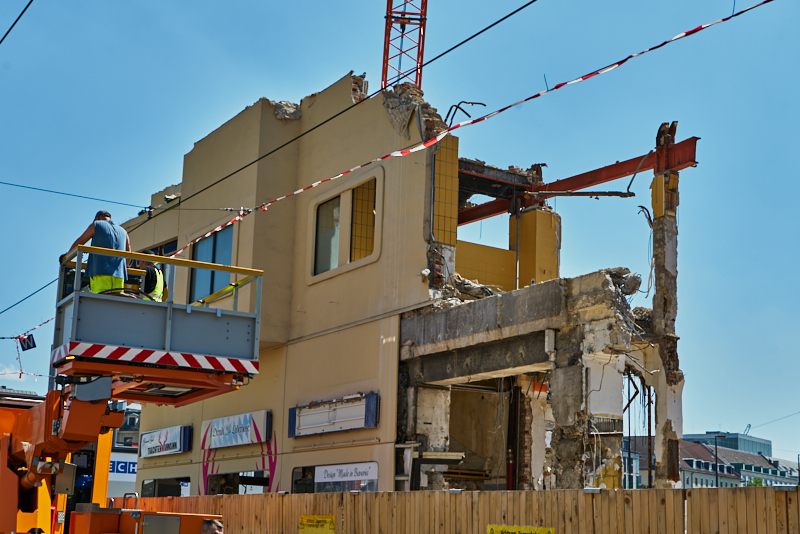 24.07.2019 - Aufräumungsarbeiten am Königshof München