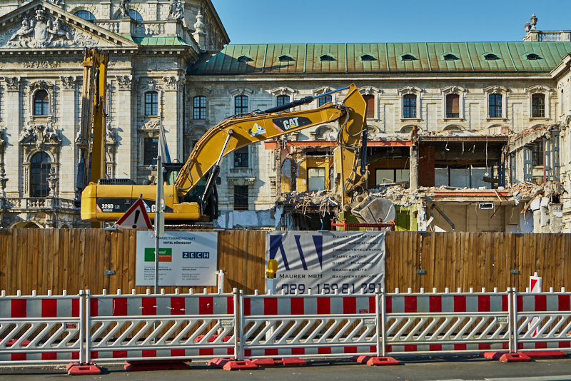 24.07.2019 - Aufräumungsarbeiten am Königshof München