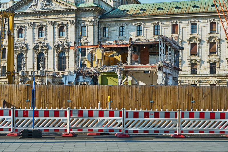24.07.2019 - Aufräumungsarbeiten am Königshof München