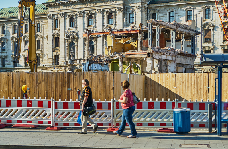 24.07.2019 - Aufräumungsarbeiten am Königshof München