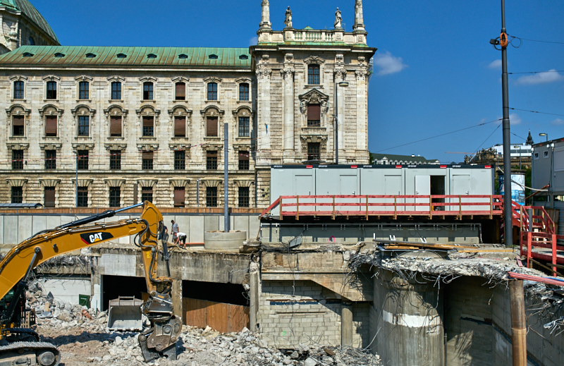 30.08.2019 - Im Keller des alten Hotel Königshof