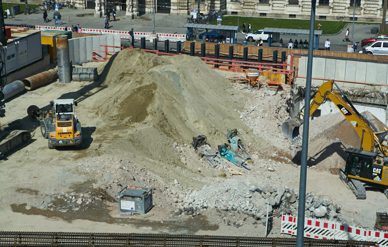 19.09.2019 - Abriss und Neubau des Hotel Königshof in München