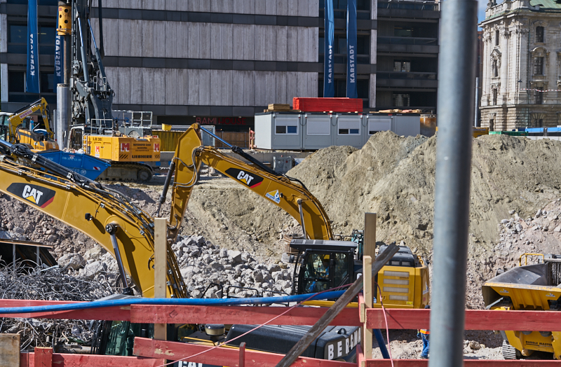 19.09.2019 - Abriss und Neubau des Hotel Königshof in München