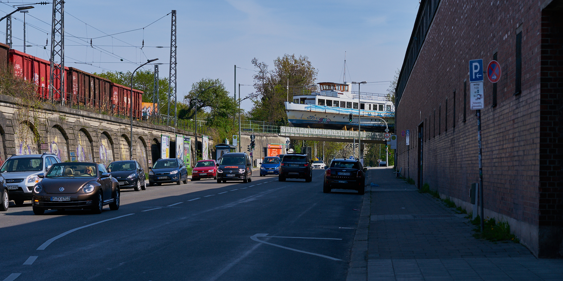 MS-UTTING-auf der Gleisbrücke über der Lagerhausstraße in Sendling