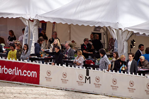 22.04.2018 - OTTO - The Polo Sand Arena mit Ottosport im Flughafen München