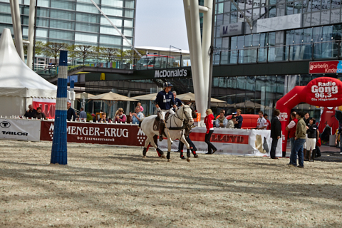 22.04.2018 - OTTO - The Polo Sand Arena mit Ottosport im Flughafen München