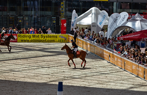 22.04.2018 - OTTO - The Polo Sand Arena mit Ottosport im Flughafen München