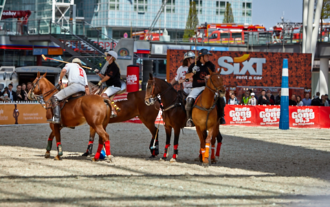 22.04.2018 - OTTO - The Polo Sand Arena mit Ottosport im Flughafen München
