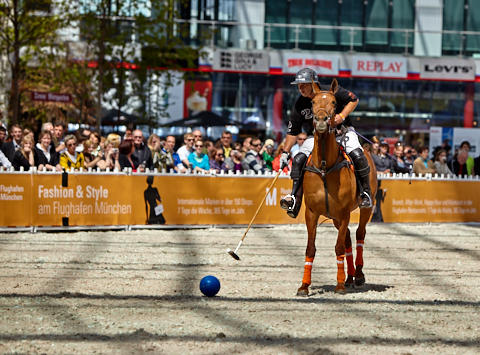 22.04.2018 - OTTO - The Polo Sand Arena mit Ottosport im Flughafen München