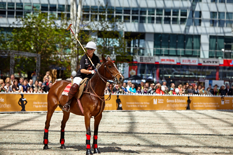 22.04.2018 - OTTO - The Polo Sand Arena mit Ottosport im Flughafen München