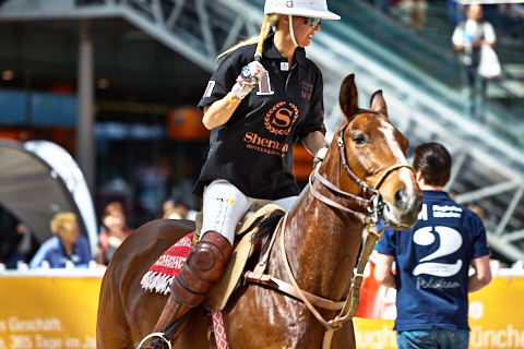 22.04.2018 - OTTO - The Polo Sand Arena mit Ottosport im Flughafen München
