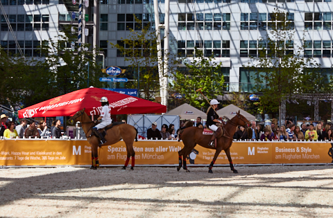 22.04.2018 - OTTO - The Polo Sand Arena mit Ottosport im Flughafen München