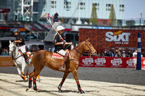 22.04.2018 - OTTO - The Polo Sand Arena mit Ottosport im Flughafen München