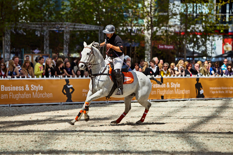 22.04.2018 - OTTO - The Polo Sand Arena mit Ottosport im Flughafen München