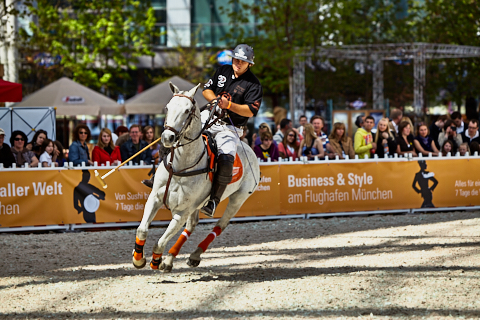 22.04.2018 - OTTO - The Polo Sand Arena mit Ottosport im Flughafen München