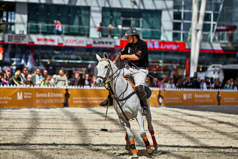 22.04.2018 - OTTO - The Polo Sand Arena mit Ottosport im Flughafen München