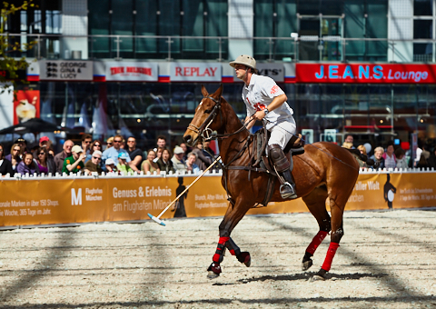 22.04.2018 - OTTO - The Polo Sand Arena mit Ottosport im Flughafen München