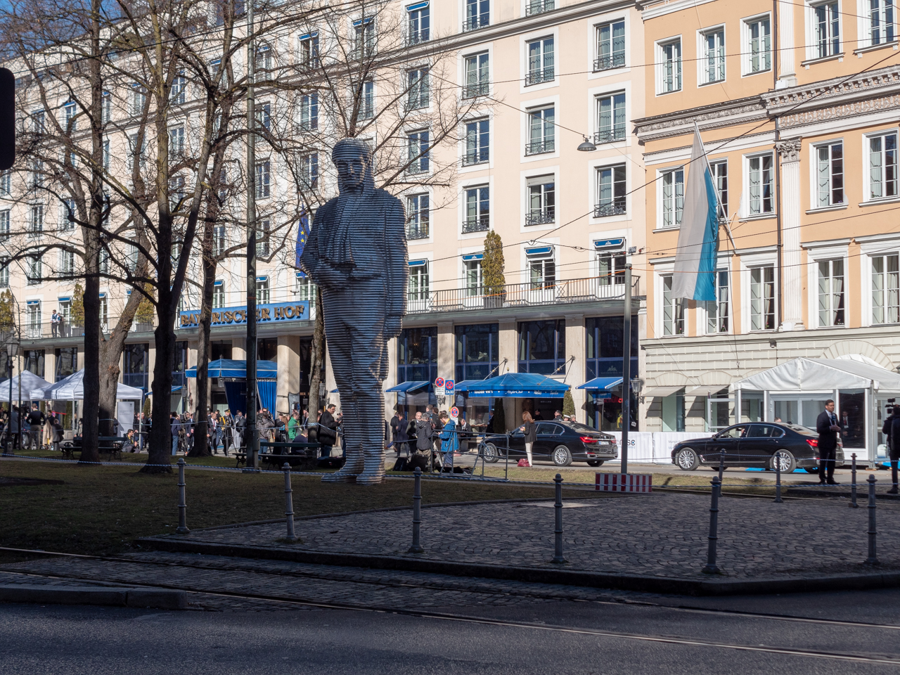 Sicherheitskonferenz München 2019 vor dem Bayerischen Hof.