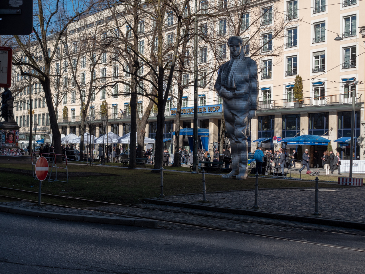 Sicherheitskonferenz München 2019 vor dem Bayerischen Hof.