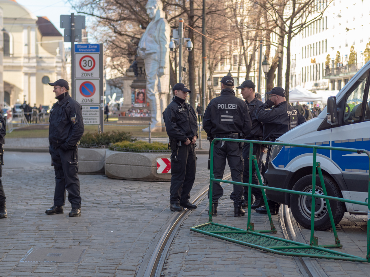 Sicherheitskonferenz München 2019 vor dem Bayerischen Hof.