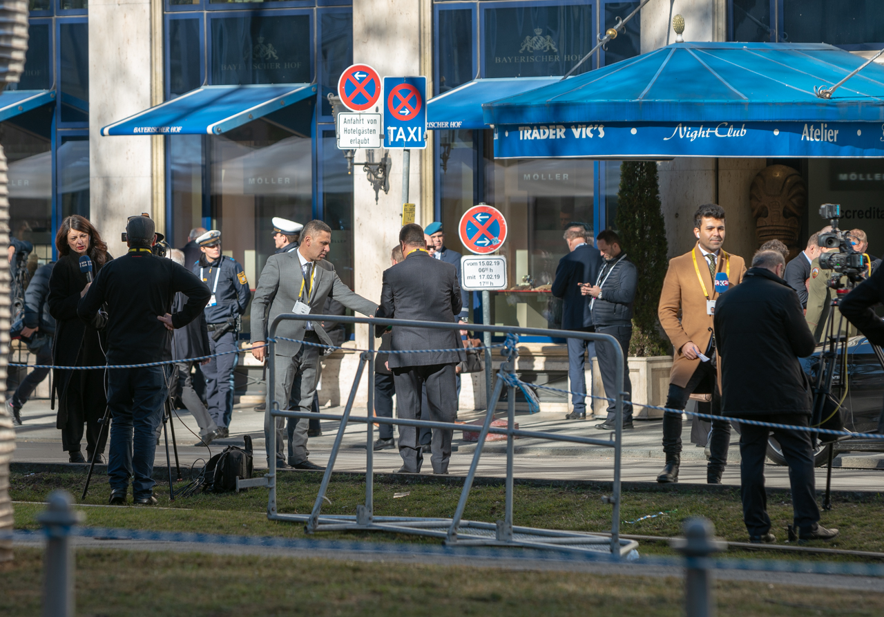 Sicherheitskonferenz München 2019 vor dem Bayerischen Hof.