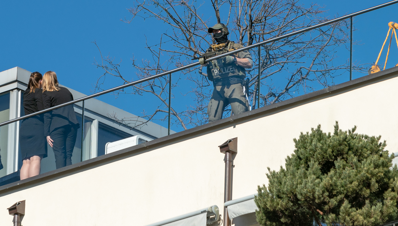 Sicherheitskonferenz München 2019 vor dem Bayerischen Hof.
