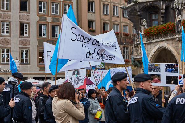 07.07.2009 - Uighuren-Demo auf dem Marienplatz München