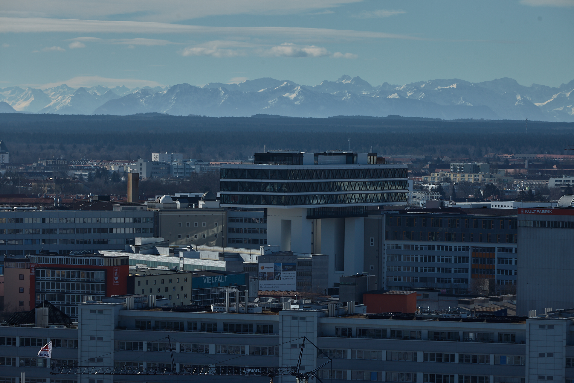 24.02.2012 - Panoramablick auf das Werksgekände, Kunstpark-Ost und Kultfabrik