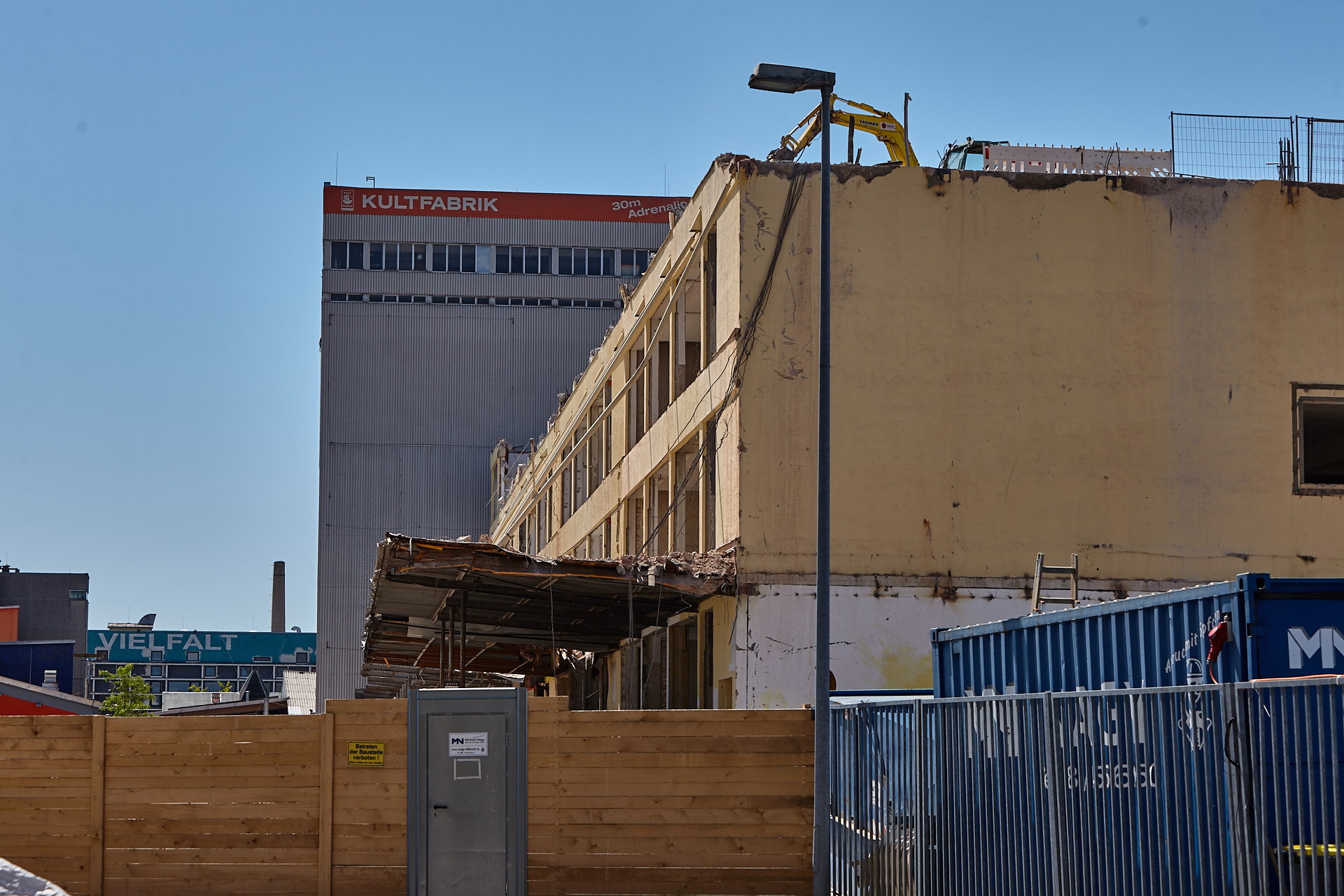 04.06.2014 - Die KULTFABRIK wird abgerissen