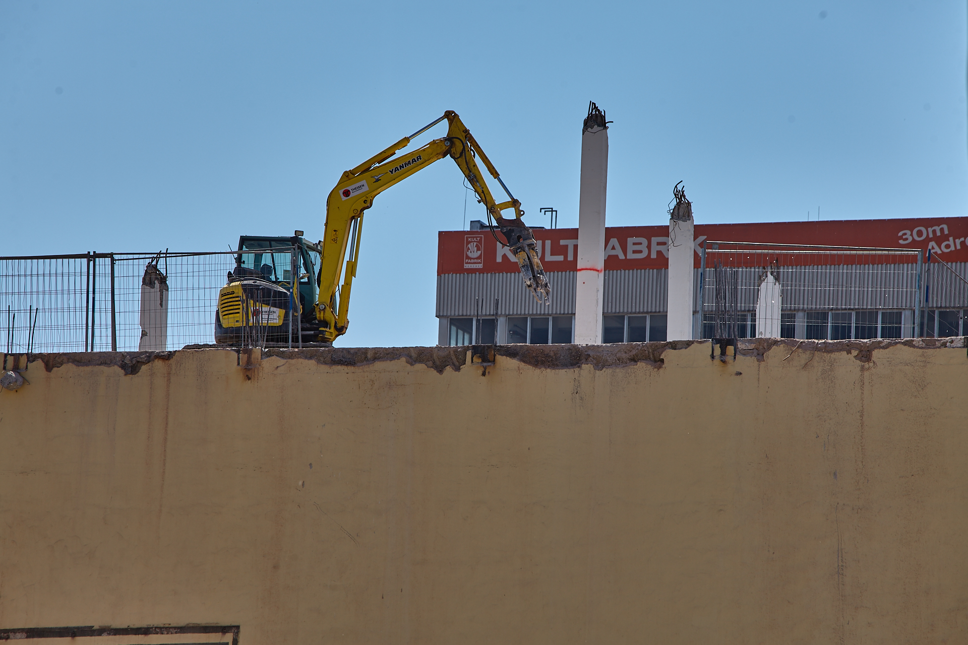 04.06.2014 - Die KULTFABRIK wird abgerissen